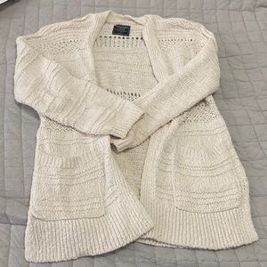 Abercrombie and Fitch cream cardigan